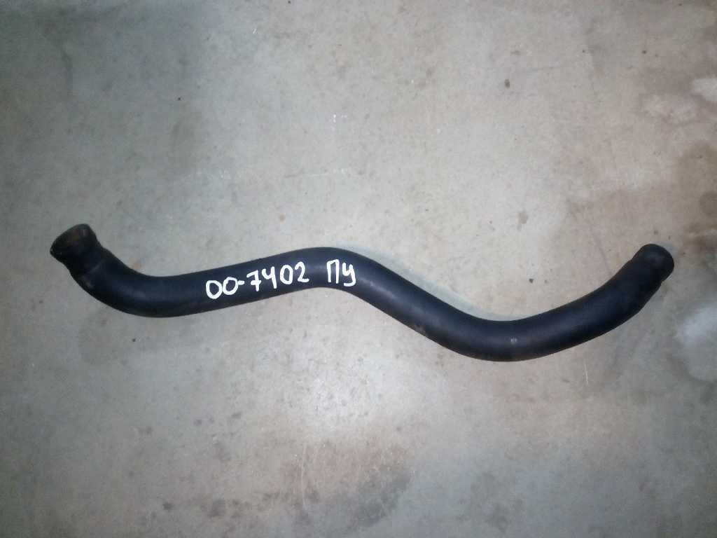 патрубок радиатора б/у